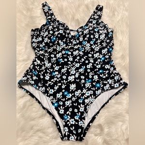 ANNE COLE SWIMSUIT NWOT SIZE 18W